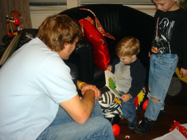 2006-12-25-Christmas-Day-04-J&H-Home.jpg